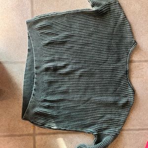 brandy melville long sleeve shirt.